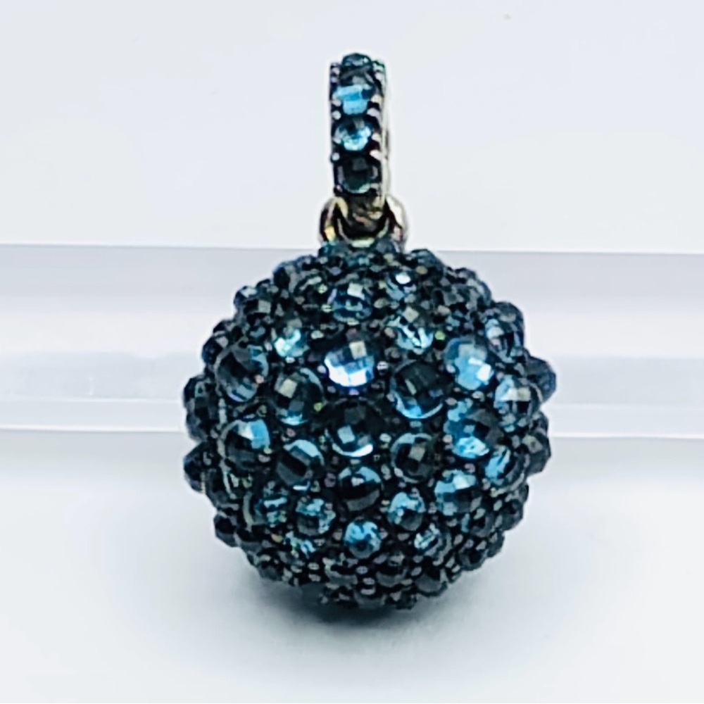 David Yurman Osetra Berries 20mm Hampton Blue Topaz Pendant Enhancer on Chain